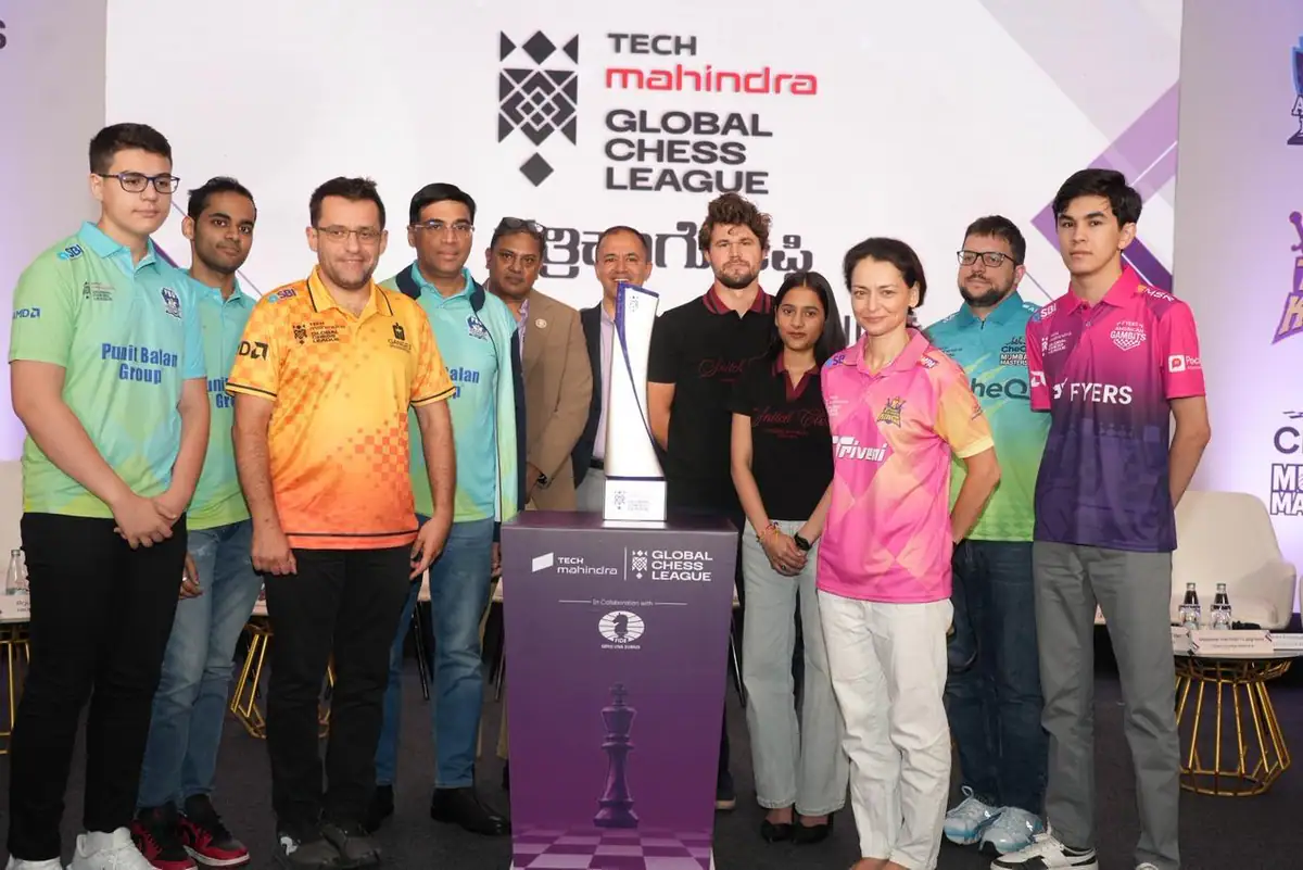 Trophy Unveil
