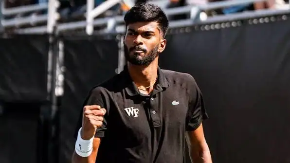 Dhakshineswar Suresh